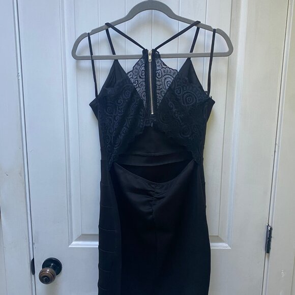 Le Chateau Black Halter Bodycon Dress — Size M - Picture 2 of 3